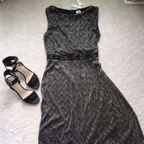 Chico’s pleated split back midi dress.  NWT. - Picture 3 of 8